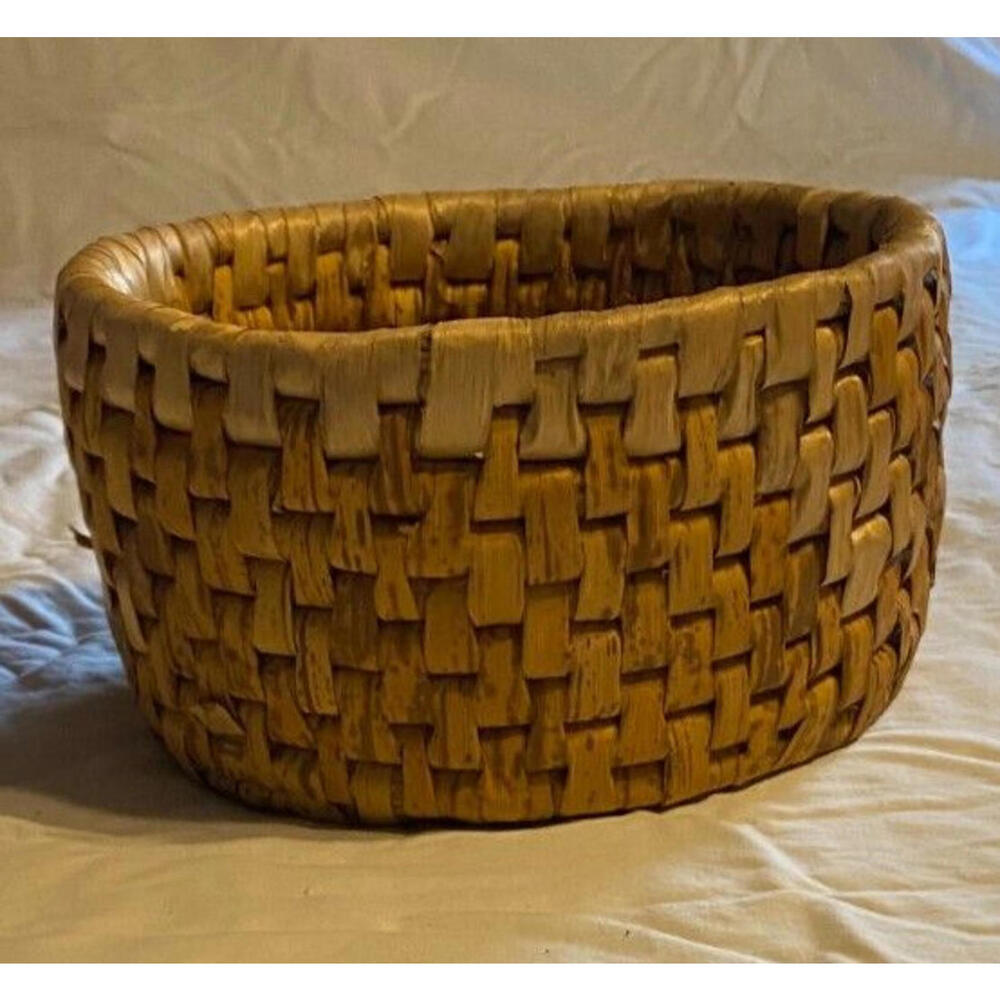 Vintage Handwoven Wicker Round Basket - 10" X 5 1/2"
